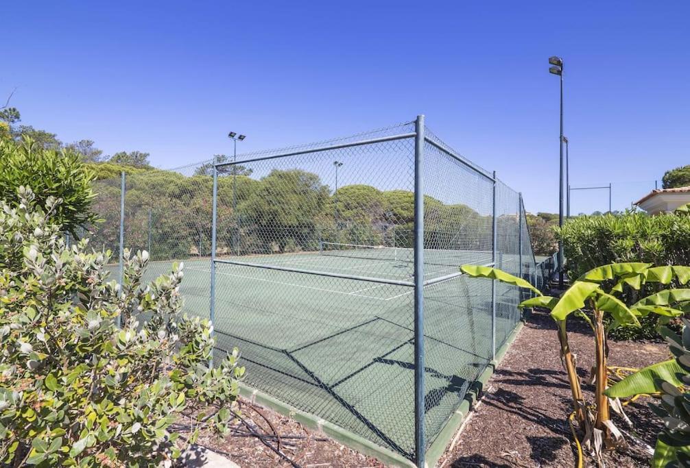 Moradia Geminada Com 2 Quartos Quinta Do Lago Exterior photo